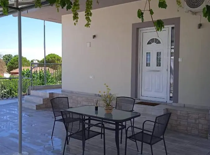 Just Constructed! * Gastuni